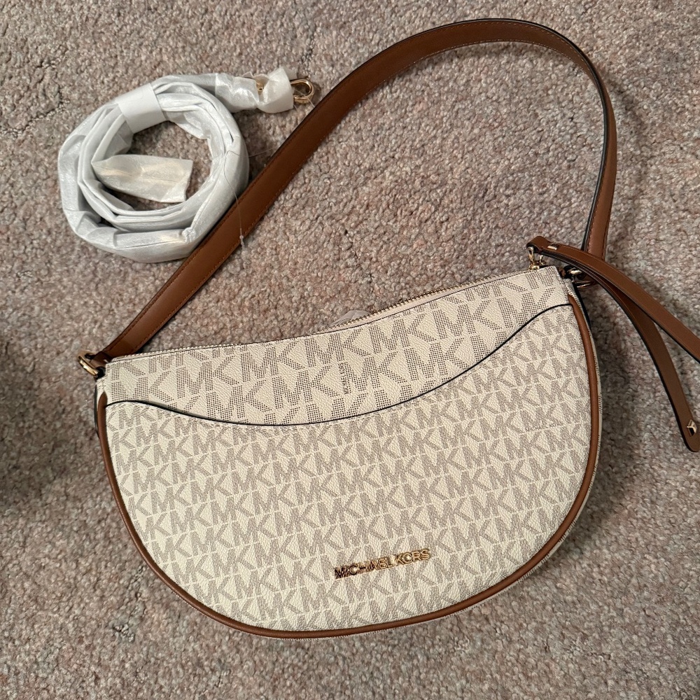 MK signature logo - new